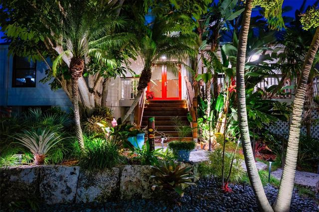 213 OAK AVENUE, Anna Maria, FL 34216