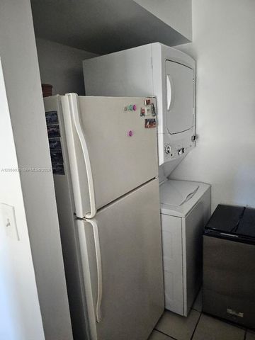 2505 W 67th Place 2227, Hialeah, FL 33016