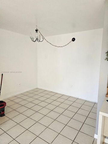 2505 W 67th Place 2227, Hialeah, FL 33016