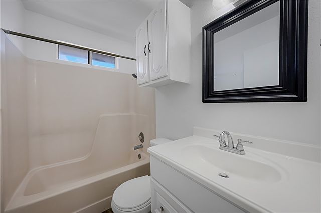 6641 Rhine Dr A, Corpus Christi, TX 78412