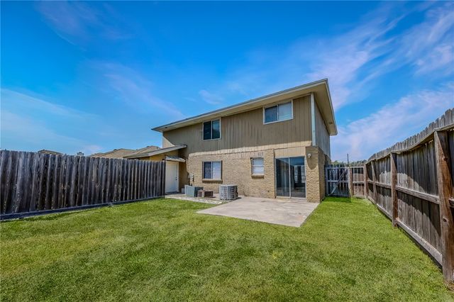 6641 Rhine Dr A, Corpus Christi, TX 78412