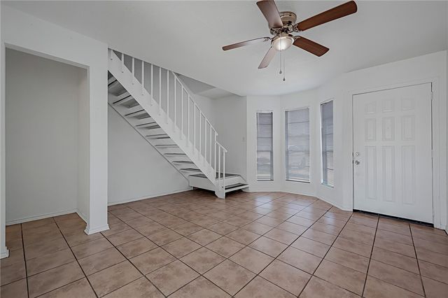 6641 Rhine Dr A, Corpus Christi, TX 78412