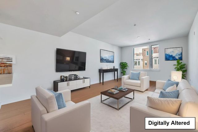 501 Hudson Avenue 304, San Francisco, CA 94124