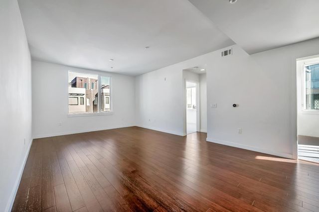 501 Hudson Avenue 304, San Francisco, CA 94124