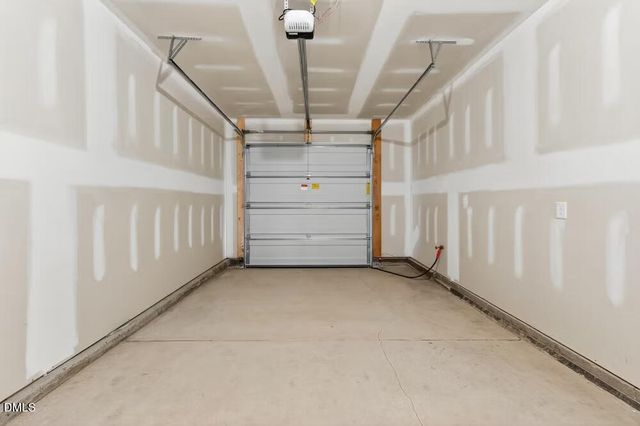 542 Eversden Drive, Zebulon, NC 27597