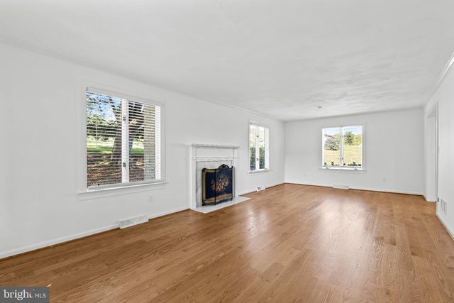 14110 GREENCROFT LN, Cockeysville, MD 21030