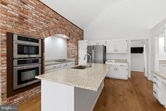 14110 GREENCROFT LN, Cockeysville, MD 21030