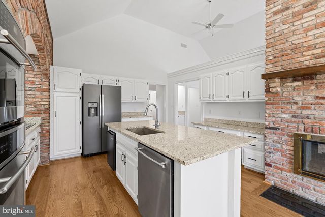 14110 GREENCROFT LN, Cockeysville, MD 21030