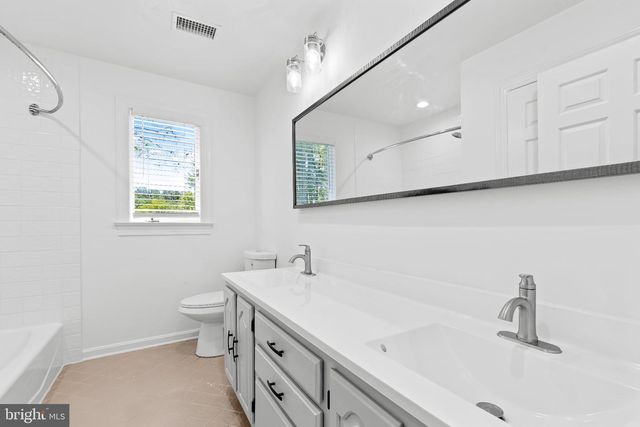 14110 GREENCROFT LN, Cockeysville, MD 21030