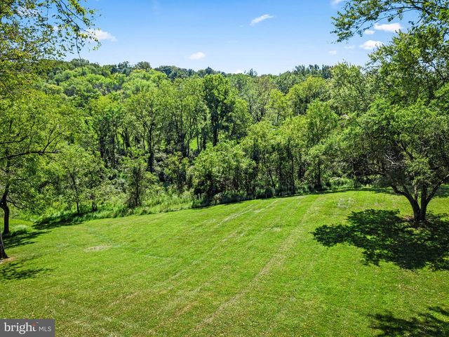 14110 GREENCROFT LN, Cockeysville, MD 21030