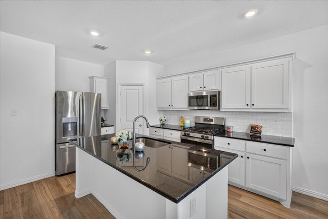 1432 Reunion Drive, Crandall, TX 75114