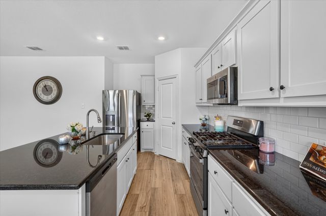 1432 Reunion Drive, Crandall, TX 75114