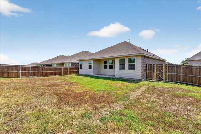 1432 Reunion Drive, Crandall, TX 75114