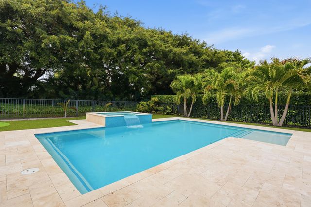 6175 Celadon Circle, West Palm Beach, FL 33418