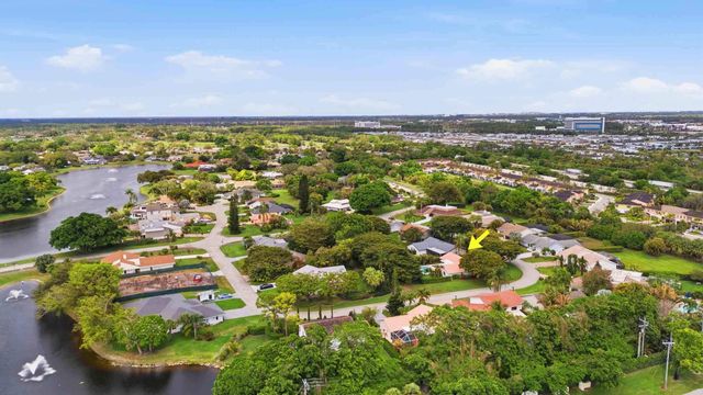 6175 Celadon Circle, West Palm Beach, FL 33418