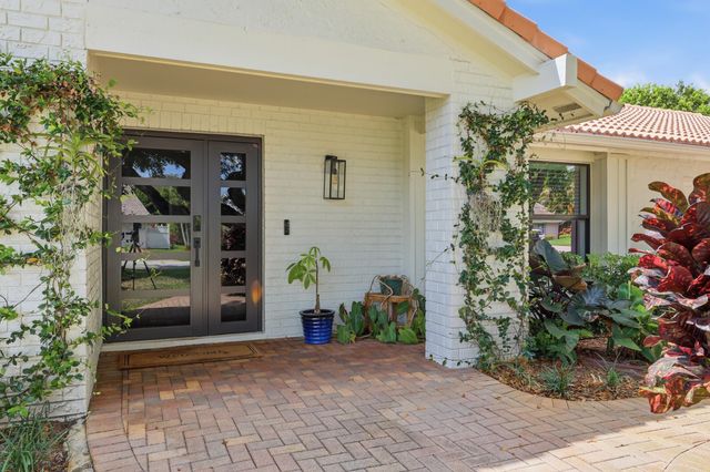 6175 Celadon Circle, West Palm Beach, FL 33418