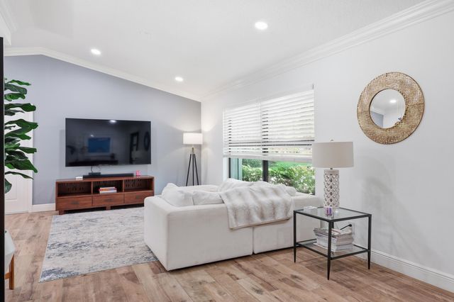 6175 Celadon Circle, West Palm Beach, FL 33418