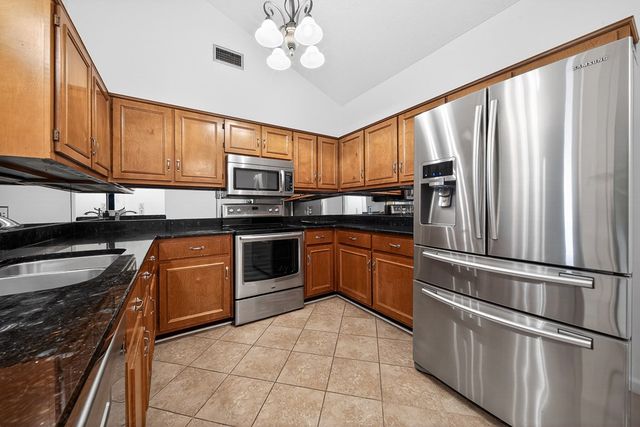 4200 Bridgecrest Drive, Phenix City, AL 36867