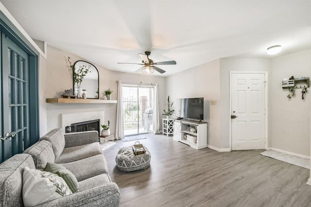 2121 Hepburn Street 612, Houston, TX 77054