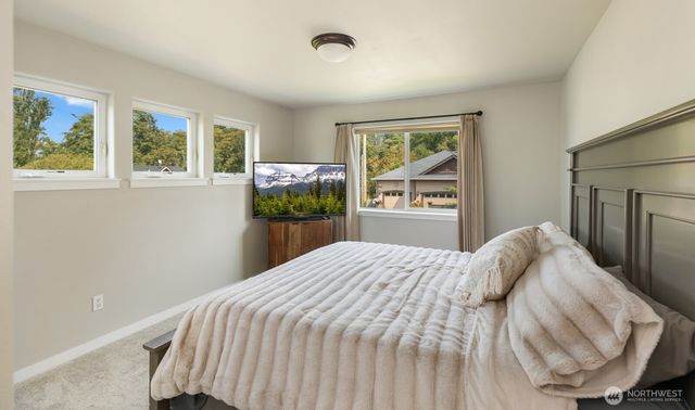 2209 Crystal Springs Road W, University Place, WA 98466