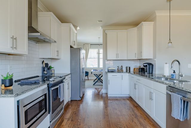 1003 51st Ave, N, Nashville, TN 37209
