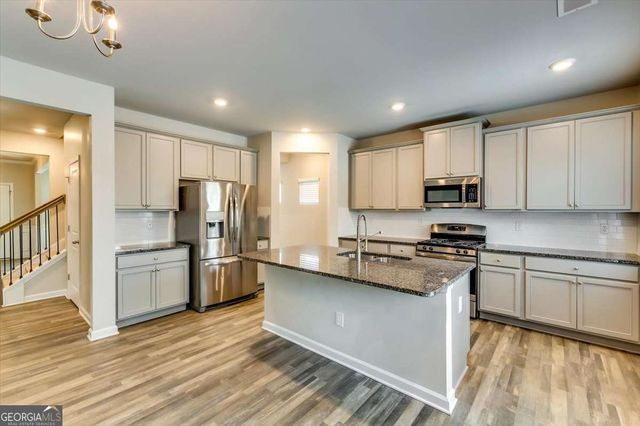 4224 Woodsley Place, Loganville, GA 30052