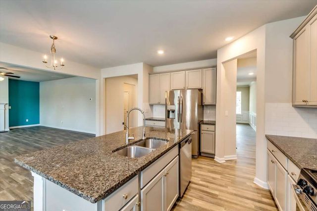 4224 Woodsley Place, Loganville, GA 30052