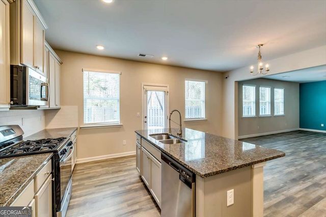 4224 Woodsley Place, Loganville, GA 30052