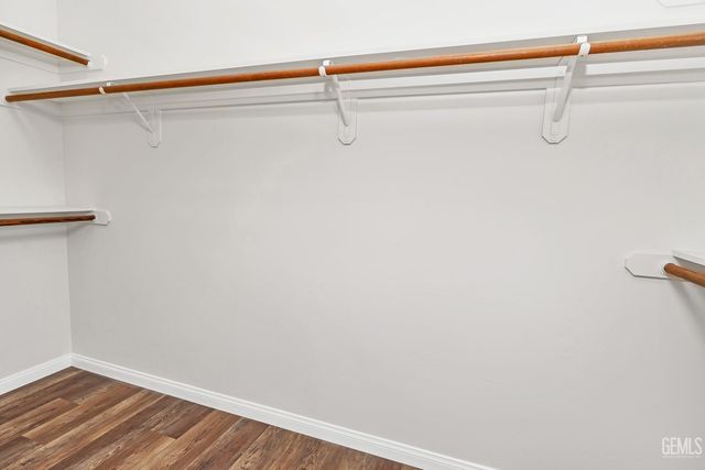 2016 Snowdrop Drive, Bakersfield, CA 93311