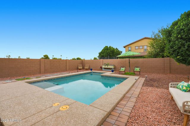 8507 W Flynn Lane, Glendale, AZ 85305