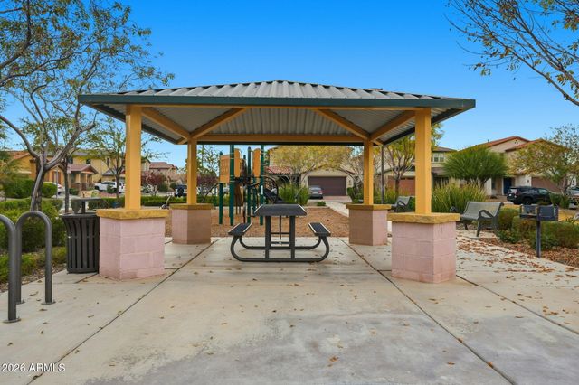 8507 W Flynn Lane, Glendale, AZ 85305