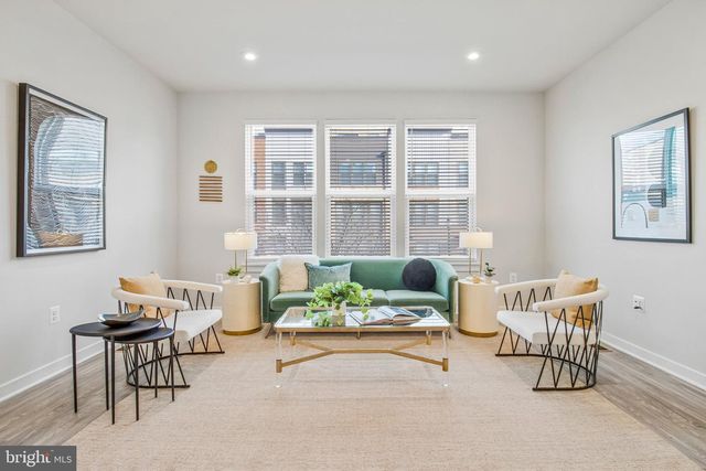 2510 EMERALD BRANCH DR, Hyattsville, MD 20782