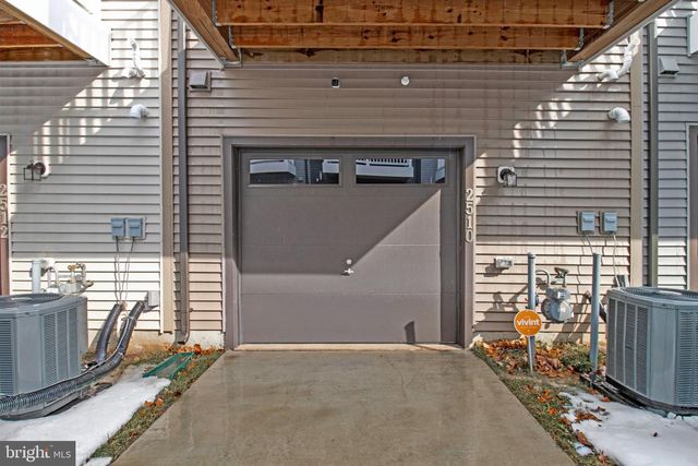 2510 EMERALD BRANCH DR, Hyattsville, MD 20782