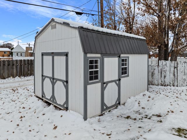 1908 9th Ave W, Williston, ND 58801