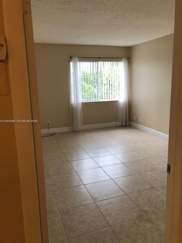 10717 Cleary Blvd 303, Plantation, FL 33324