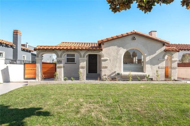 3630 W 61st, Los Angeles, CA 90043
