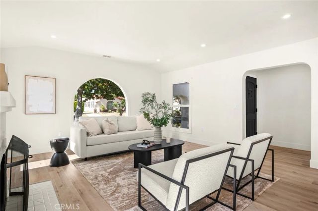 3630 W 61st, Los Angeles, CA 90043