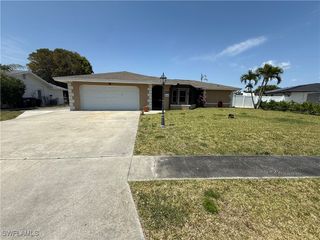 1427 Carmelle DR, Fort Myers, FL 33919