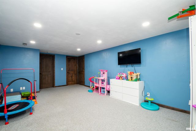 415 RIDGECREST Drive, Washington, IL 61571