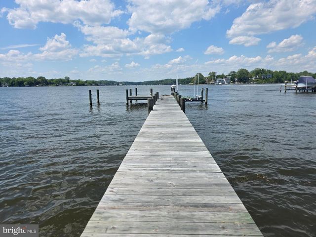 145 EDGEWATER DR, Edgewater, MD 21037