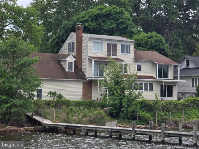 145 EDGEWATER DR, Edgewater, MD 21037