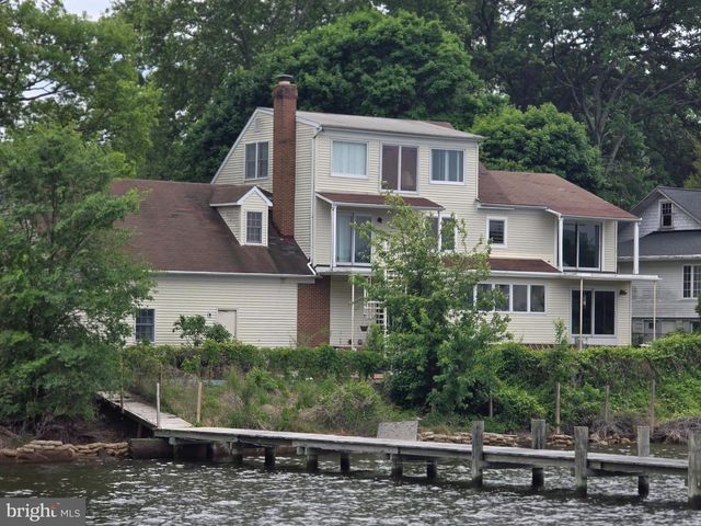 145 EDGEWATER DR, Edgewater, MD 21037