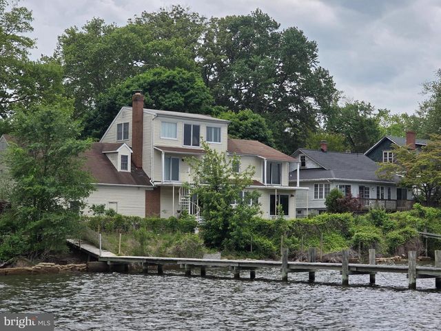 145 EDGEWATER DR, Edgewater, MD 21037