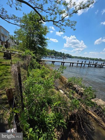 145 EDGEWATER DR, Edgewater, MD 21037
