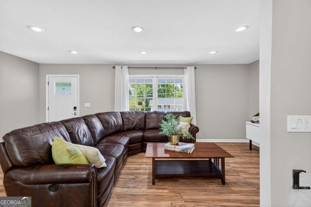 2380 Greenway Drive, Decatur, GA 30035