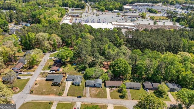 2380 Greenway Drive, Decatur, GA 30035