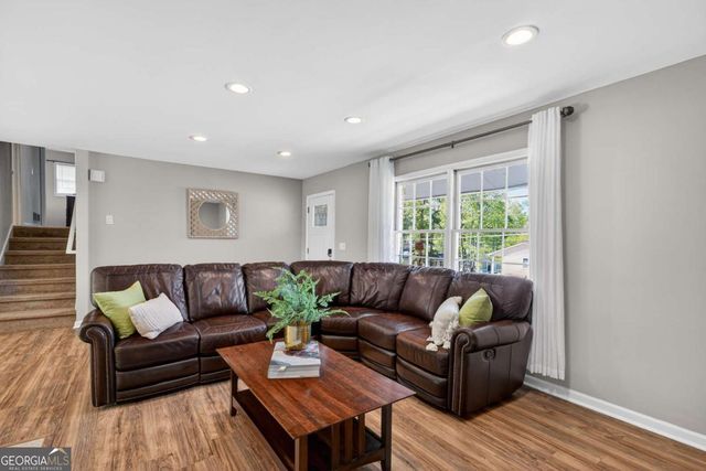 2380 Greenway Drive, Decatur, GA 30035