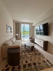 1611 SW 2nd ave 610, Miami, FL 33129