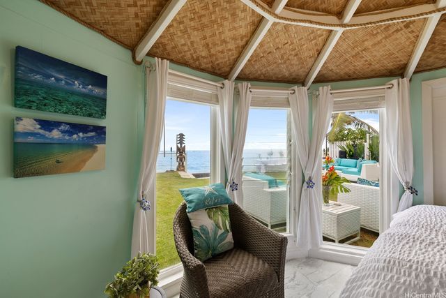 53-841 Kamehameha Highway, Hauula, HI 96717