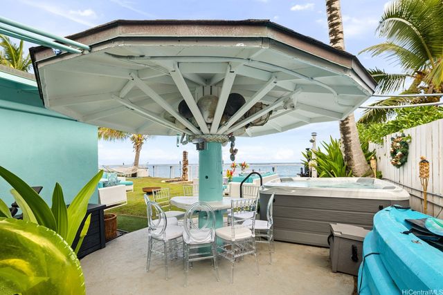 53-841 Kamehameha Highway, Hauula, HI 96717